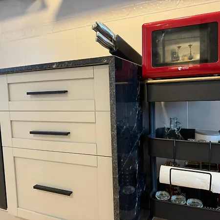 Vistas Al Mar, Piscina Y Playa *