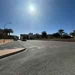 Vistas Al Mar, Piscina Y Playa *