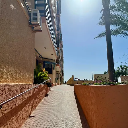 Apartamento Vistas Al Mar, Piscina Y Playa
